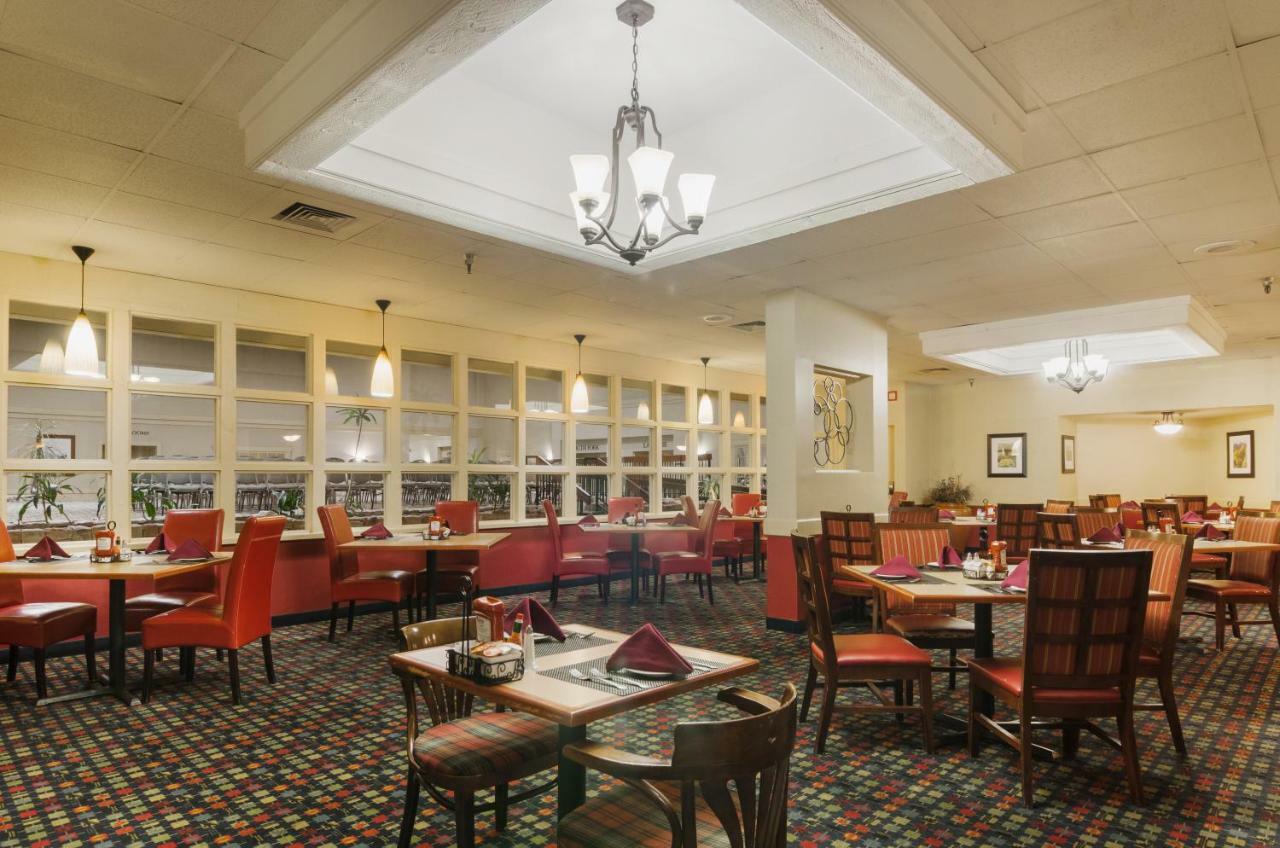 Red Lion Hotel Cheyenne Ngoại thất bức ảnh